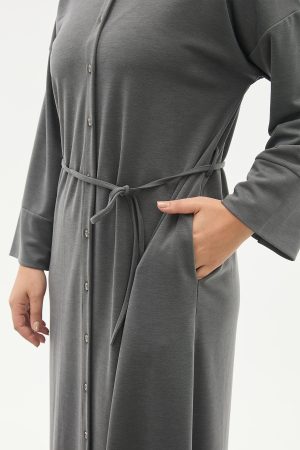 dugmeli bel ipli tam boy kap elbise 144128.jpg