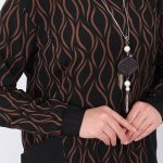 rahat mevsimlik gunluk burumcuk kumas desenli cepli kolyeli spor tunik 142583.jpg