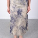 yazlik kadin standart beden lastikli viscon parlak kumas bilek boy etek 142695 1.jpg