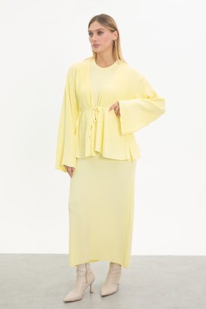 kuşaklı merserize triko elbise takım