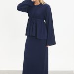 kuşaklı merserize triko elbise takım